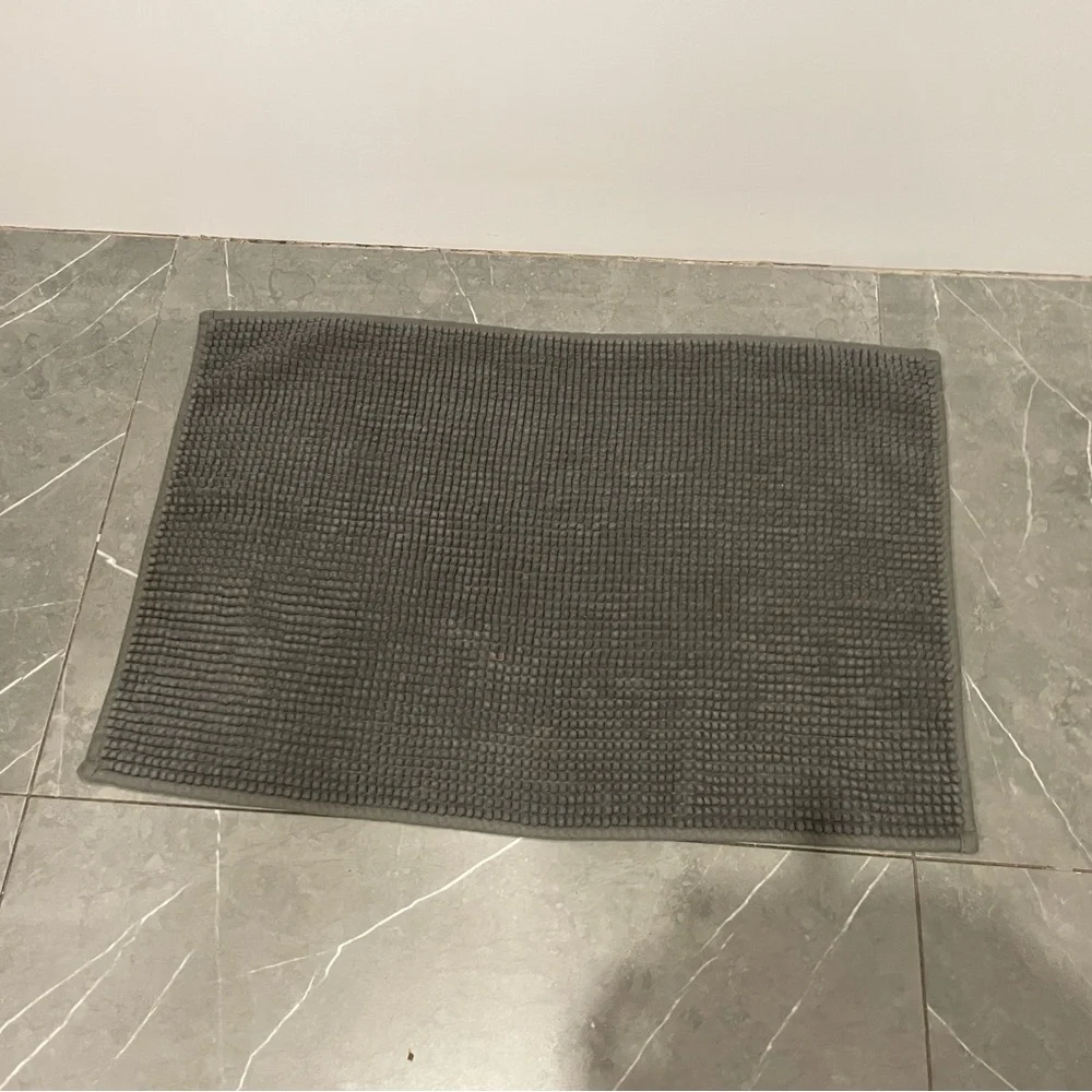 Gray Bath Mat